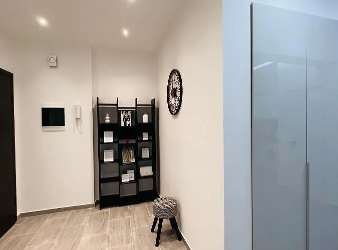 Beautiful designer Apartment new near Akropolis